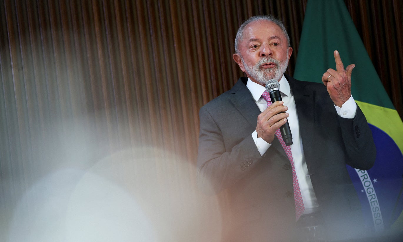 Lula anuncia Alckmin como vice-presidente e debandada no Governo para as eleições de outubro