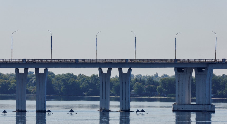 Imagem da Ponte Antonovsky, de 27 de julho 
