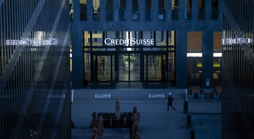 Desde a semana passada, o Credit Suisse perdeu cerca de 30 por cento do valor na bolsa de Zurique
