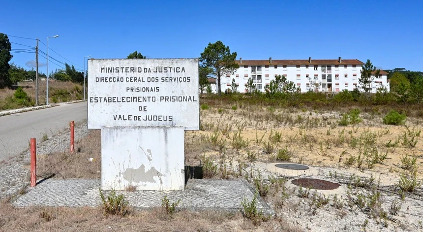Imagem de Guardas prisionais decidem manter greve na prisão de Vale de Judeus