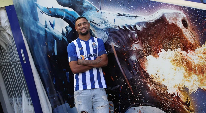 Wendel chega do Leixões para reforçar a equipa B do FC Porto
