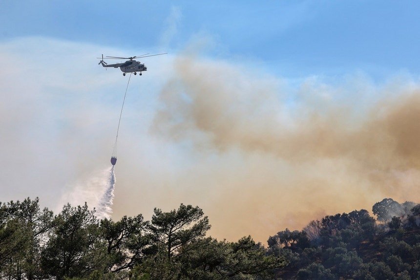 Imagem de Incêndio. Retiradas mais de 8 mil pessoas da ilha turística de Creta, na Grécia