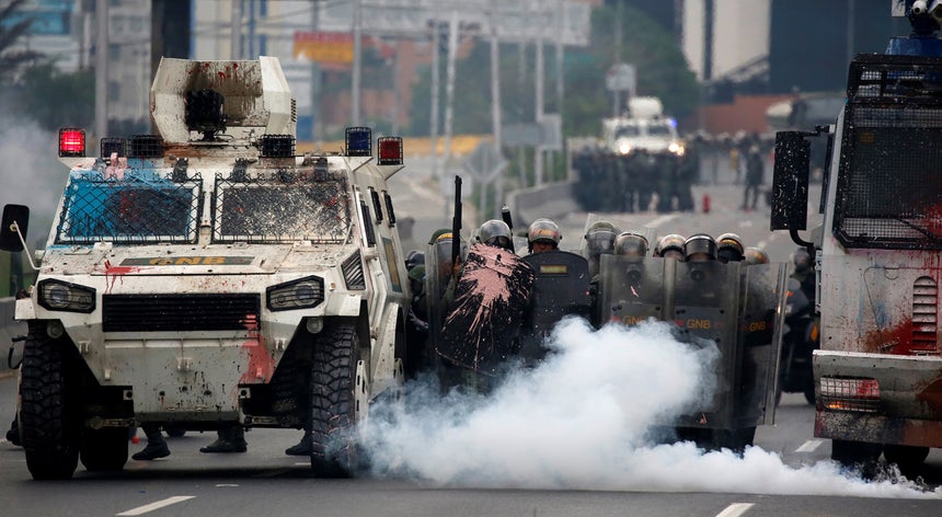 Organização de Estados Americanos condena julgamentos de civis por militares na Venezuela
