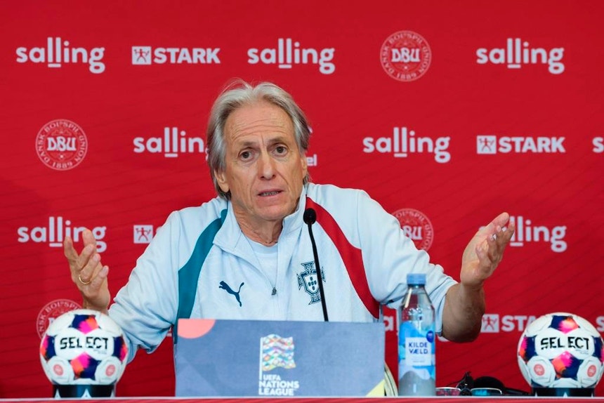 Imagem de Liga das Nações. Conferência de imprensa com Jorge Jesus e Bruno Fernandes