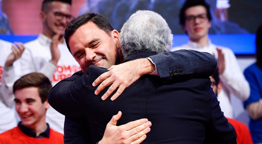 O anúncio do cabeça de lista dos socialistas para as eleições de maio coube a António Costa no discurso que culminou a Convenção Europeia do partido em Vila Nova de Gaia
