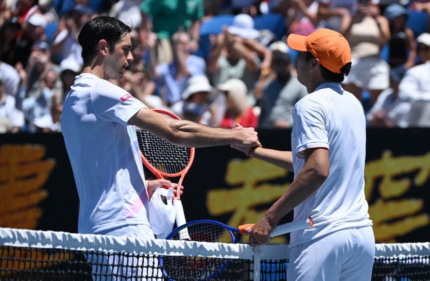 Imagem de Portugal entra a vencer no confronto com China na Taça Davis em ténis