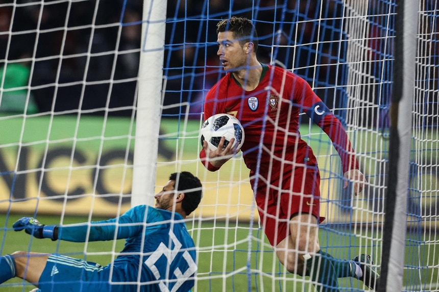 Ronaldo marcou por duas vezes e chegou aos 81 golos com a camisola de Portugal
