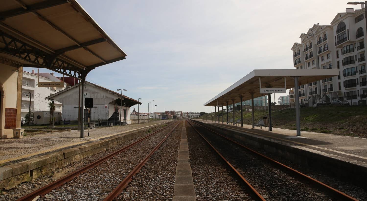 Oeste Line partially reopens and Beira Baixa will have buses on Monday