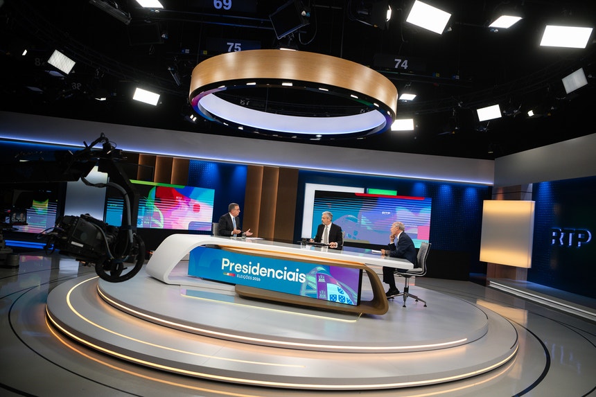 Imagem de Críticas à Justiça e divergências na lei laboral marcam debate entre Seguro e Marques Mendes