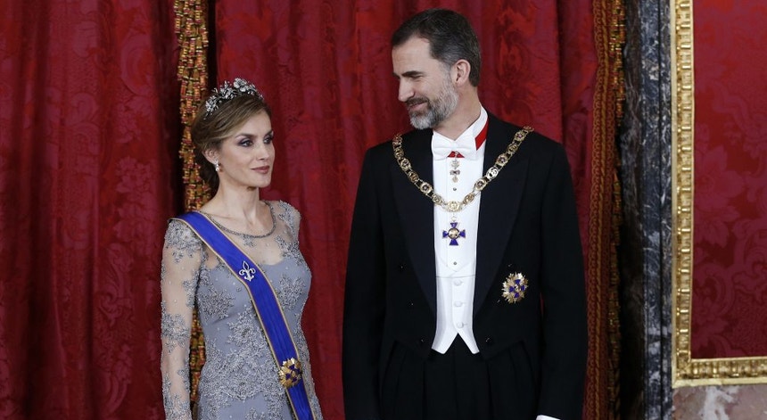 Reyes españoles visitan Angola en febrero
