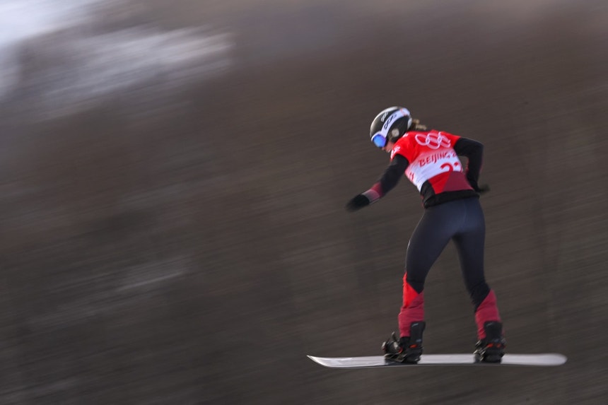 Imagem relacionada com a notícia: Jovem promessa suíça de snowboard morre devido a uma avalanche