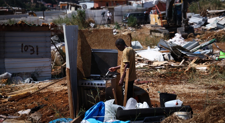 Demolitions in Loures