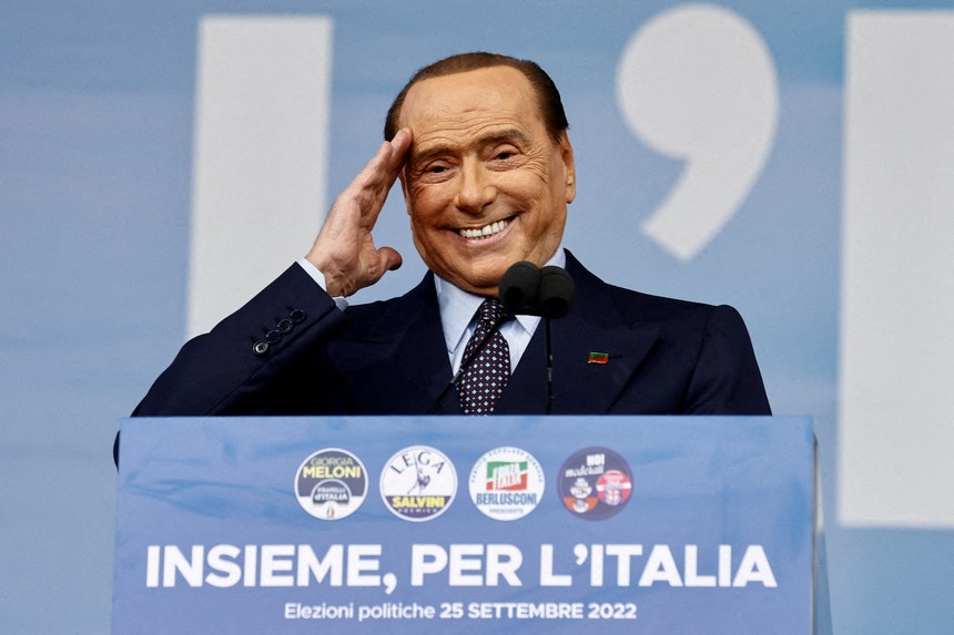 Silvio Berlusconi foi primeiro-ministro de Itália por três vezes
