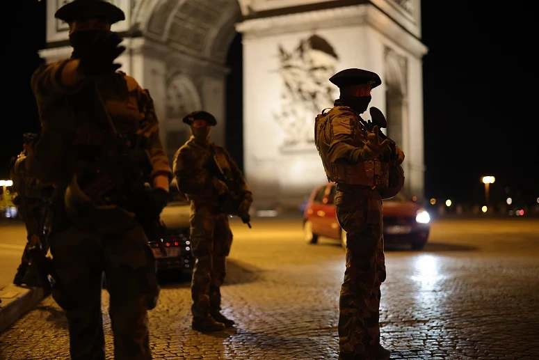 O ataque agitou a noite parisiense
