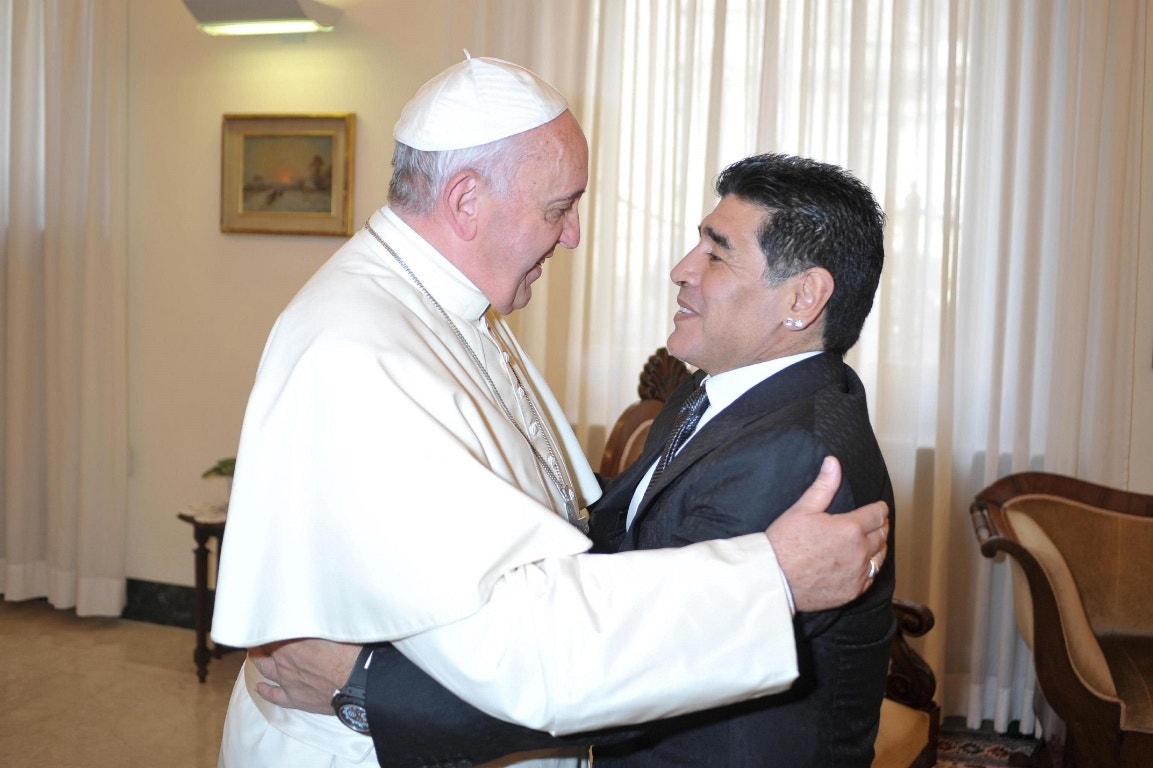  2014. Vaticano. Papa Francisco recebe Maradona | L`osservatore Romano - EPA  