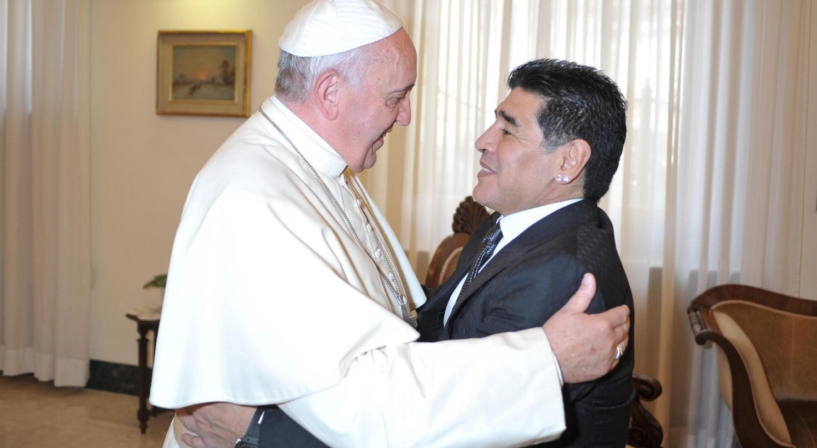  2014. Vaticano. Papa Francisco recebe Maradona | L`osservatore Romano - EPA  