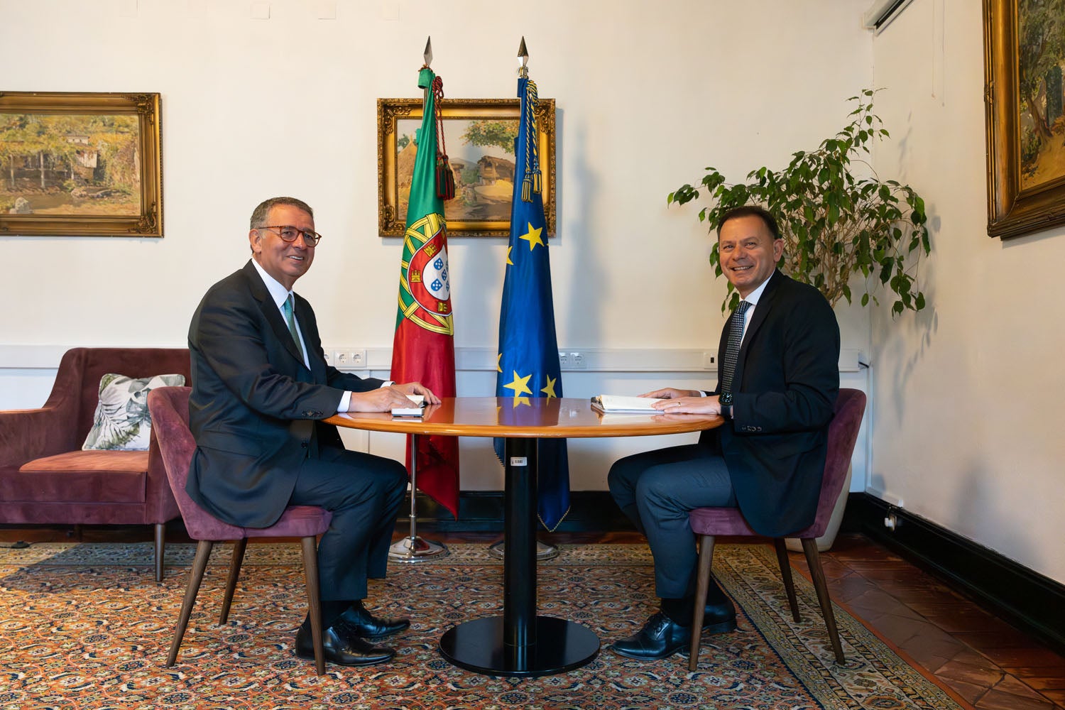 Seguro e Montenegro já se encontraram mas não houve declarações no final da reunião