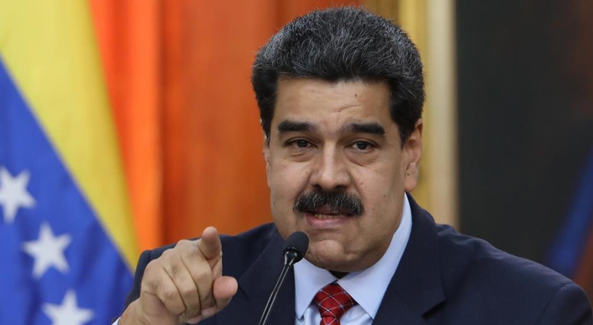 Maduro quer "limpar" a petrolífera venezuelana PDVSA

