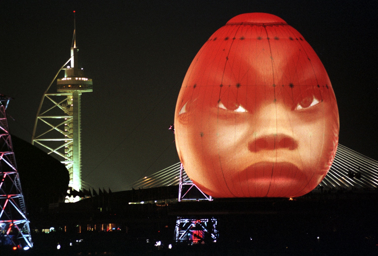  Cerim&oacute;nia de abertura da Expo '98 o espet&aacute;culo &quot;&Aacute;gua Matrix&quot; /Foto: Reuters 