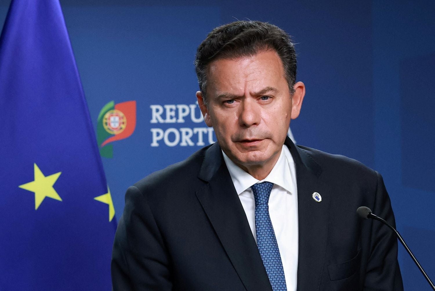 Gobierno decreta día de luto nacional por víctimas de sismos en Venezuela