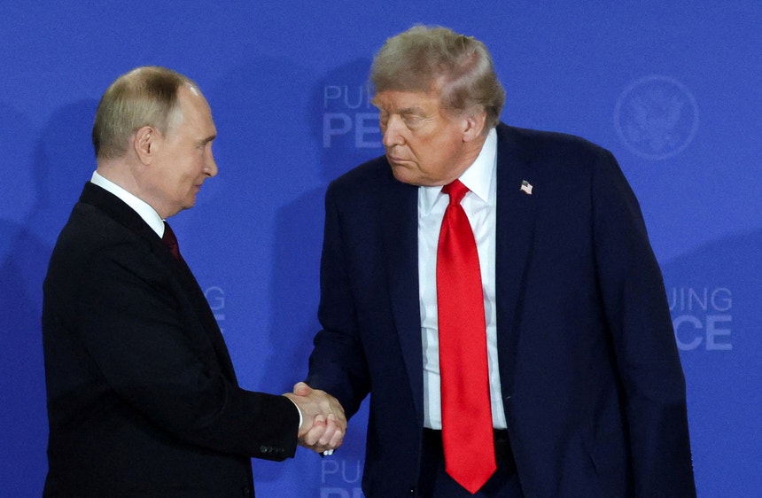 Imagem de Trump anuncia luz verde de Putin para fornecimento de gasóleo russo aos mercados americano e mundial