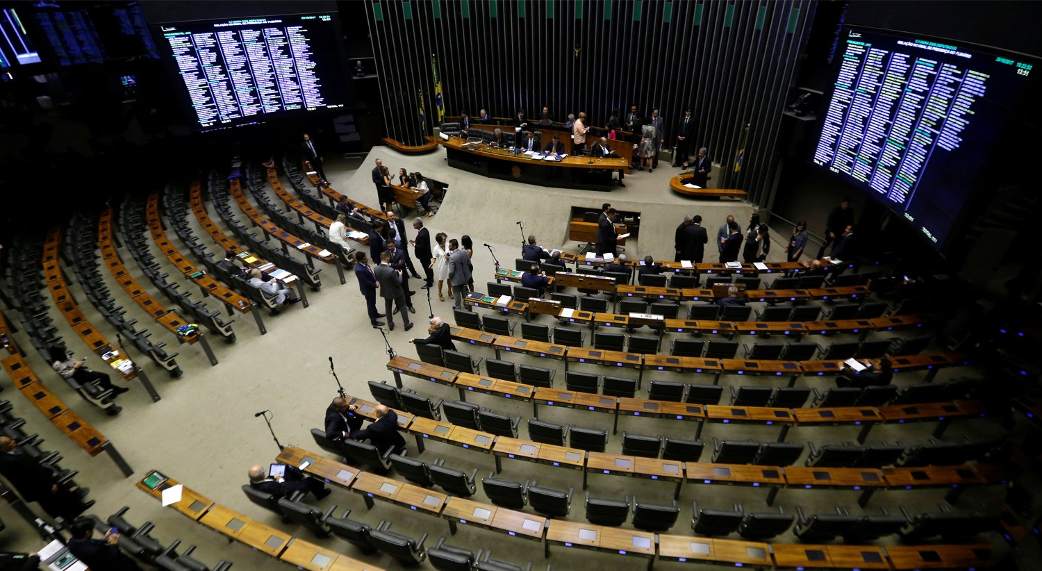 Os deputados brasileiros rejeitaram a segunda den&uacute;ncia contra Michel Temer. Foto: Adriano Machado - Reuters