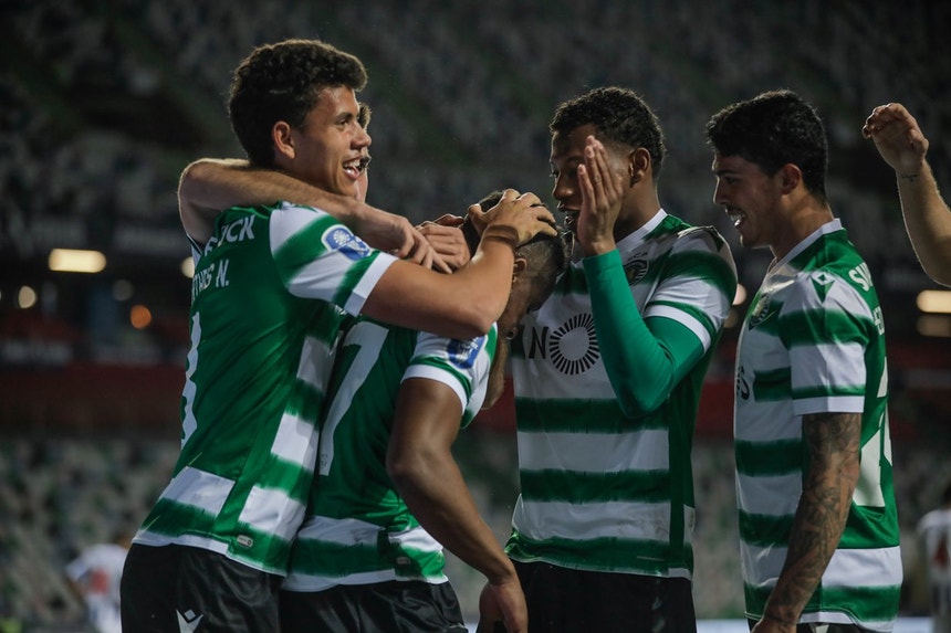 Futebol: FC Porto e Sporting CP lideram a Liga Portuguesa