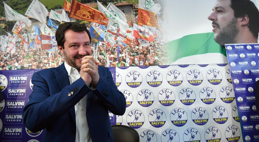 Matteo Salvini, líder do Liga, partido conotado com a extrema-direita, que foi uma das forças mais votadas no domingo. 
