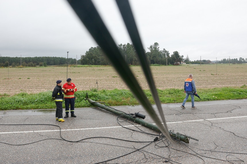 Imagem de Terminou a situação de calamidade em 68 concelhos. Normalidade regressa lentamente