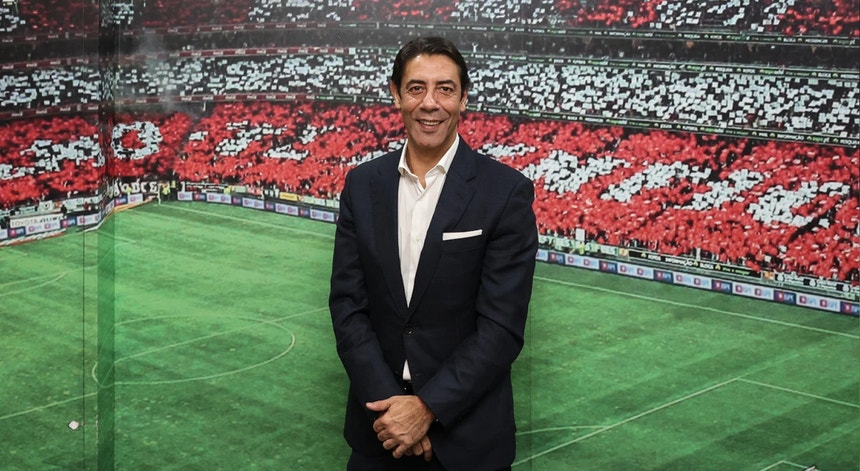 Imagem de Rui Costa promete mexidas no plantel e eleva expectativas