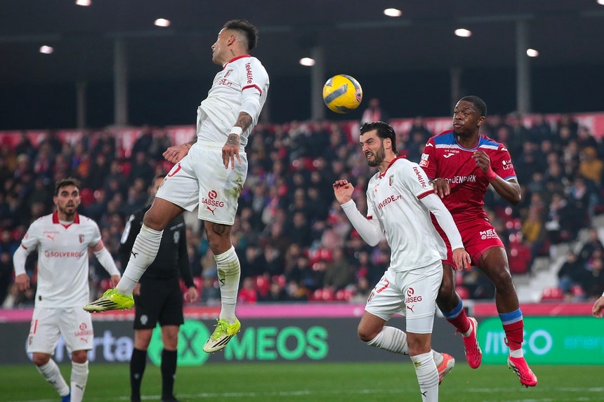 Gil Vicente bate Sporting de Braga com reviravolta
