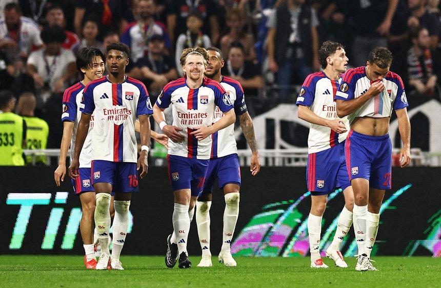 Lyon de Paulo Fonseca vence e sobe a primeiro em comando repartido por cinco