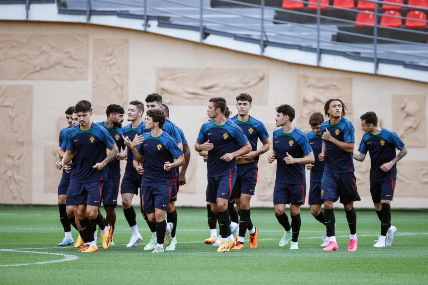 A equipa das quinas corre para a vitória frente aos belgas
