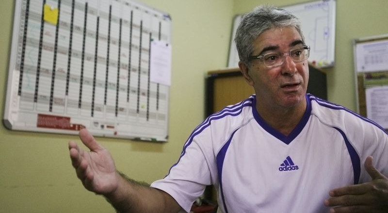 Bernardino Pedroto tem a tarefa de colocar o Vitória no campeonato da I Liga feminino
