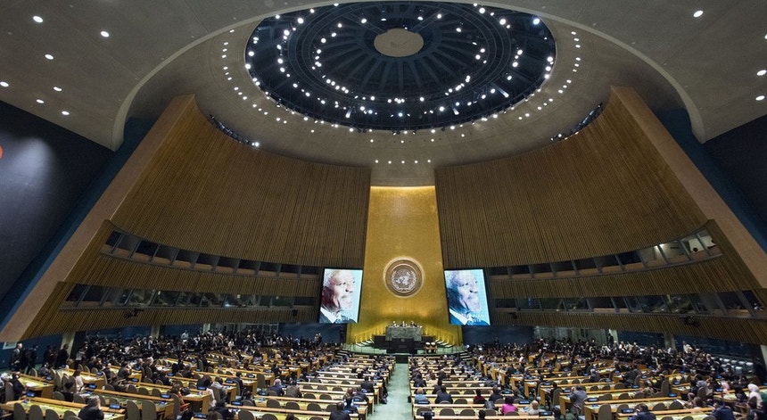 A Rússia e a China criticaram a resolução, aprovada na Assembleia-Geral da ONU, que visa reduzir o uso do veto no Conselho de Segurança
