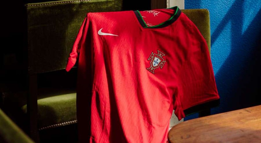 A camisola de Portugal para o Euro2024
