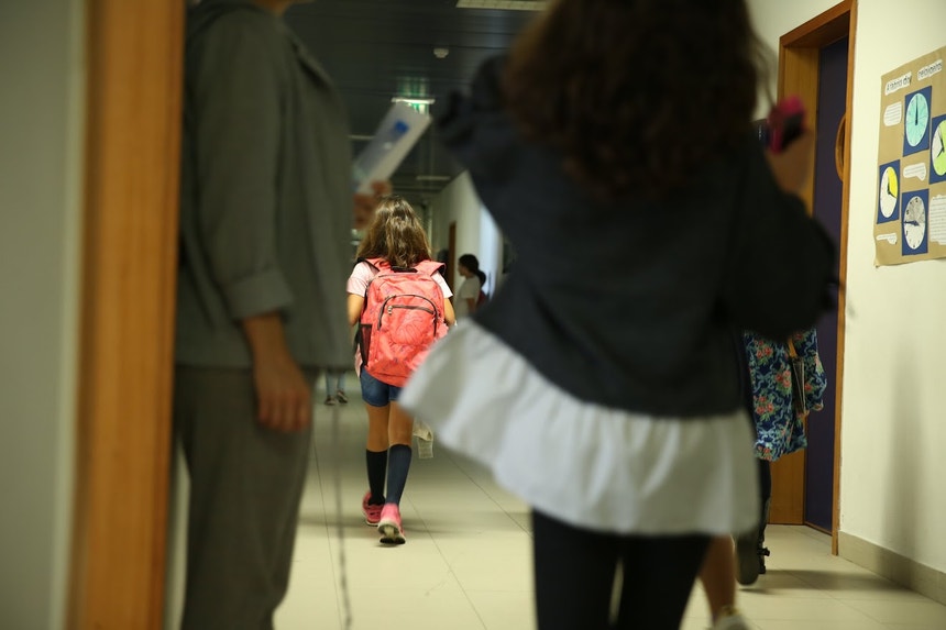 Imagem relacionada com a notícia:Primeiro período letivo fica marcado pela falta de professores