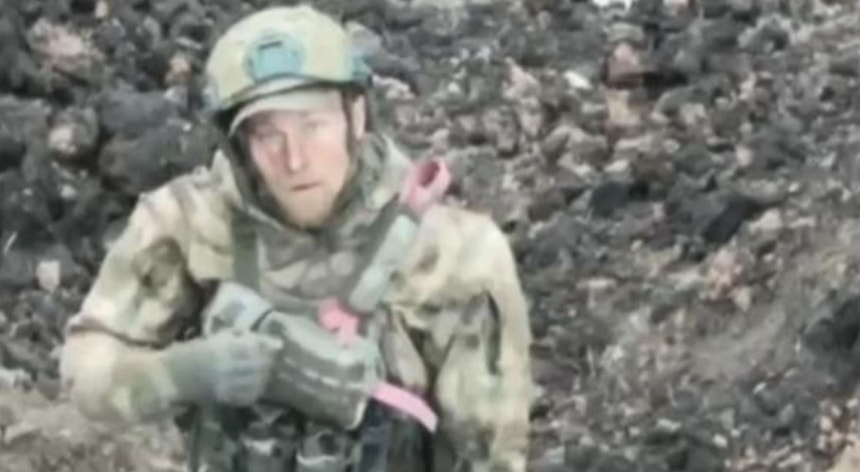 Video.  Ein russischer Soldat ergibt sich in Bachmut einer ukrainischen Drohne