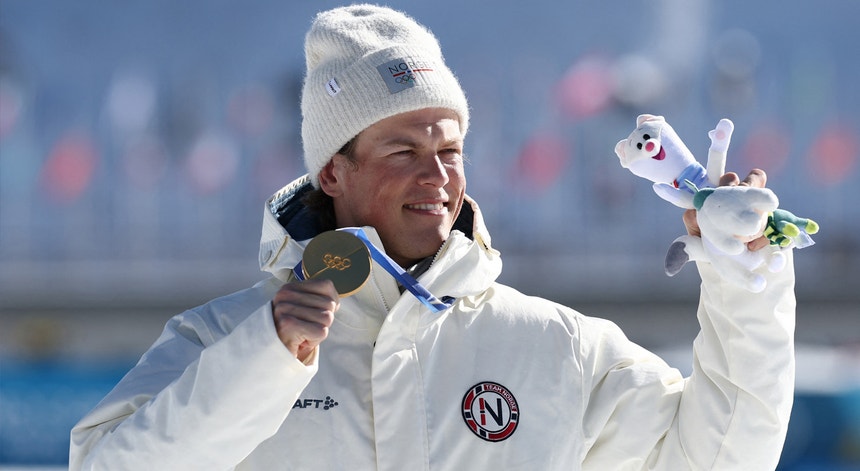 Imagem de Johannes Klaebo conquista oitavo título olímpico