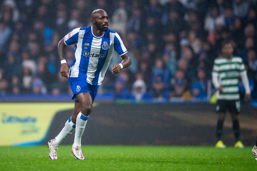 Médio costa-marfinense Seko Fofana regressa ao FC Porto por empréstimo