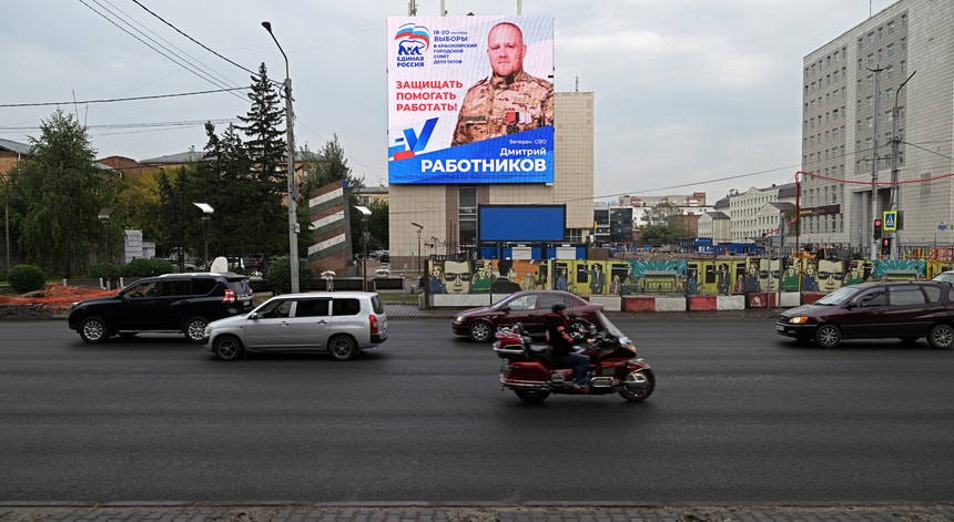 Imagem de Veteranos russos desejam a paz mas apoiam Putin