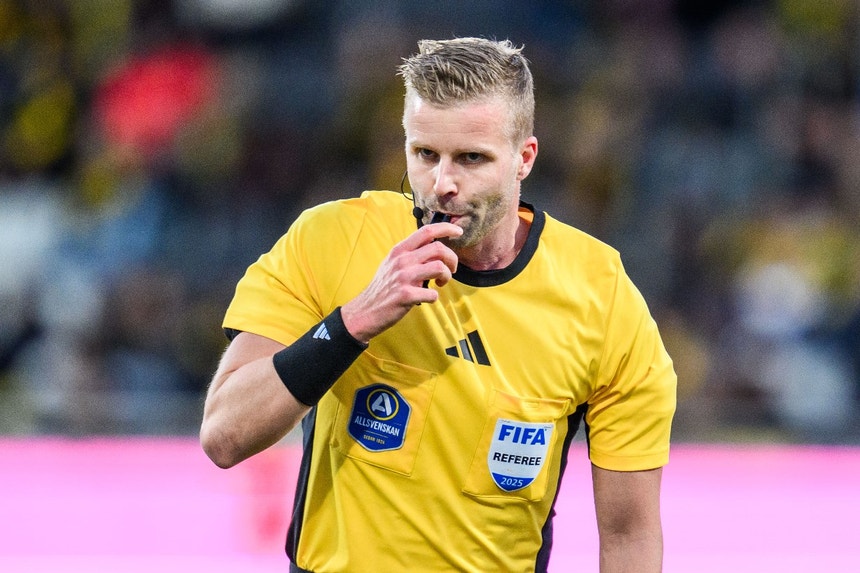 Árbitro sueco Glenn Nyberg no República da Irlanda-Portugal