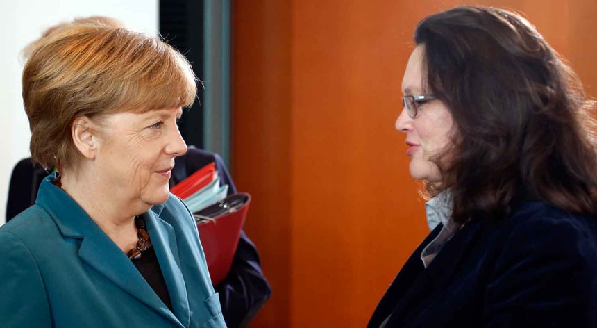 Angela Merkel com Andrea Nahles
