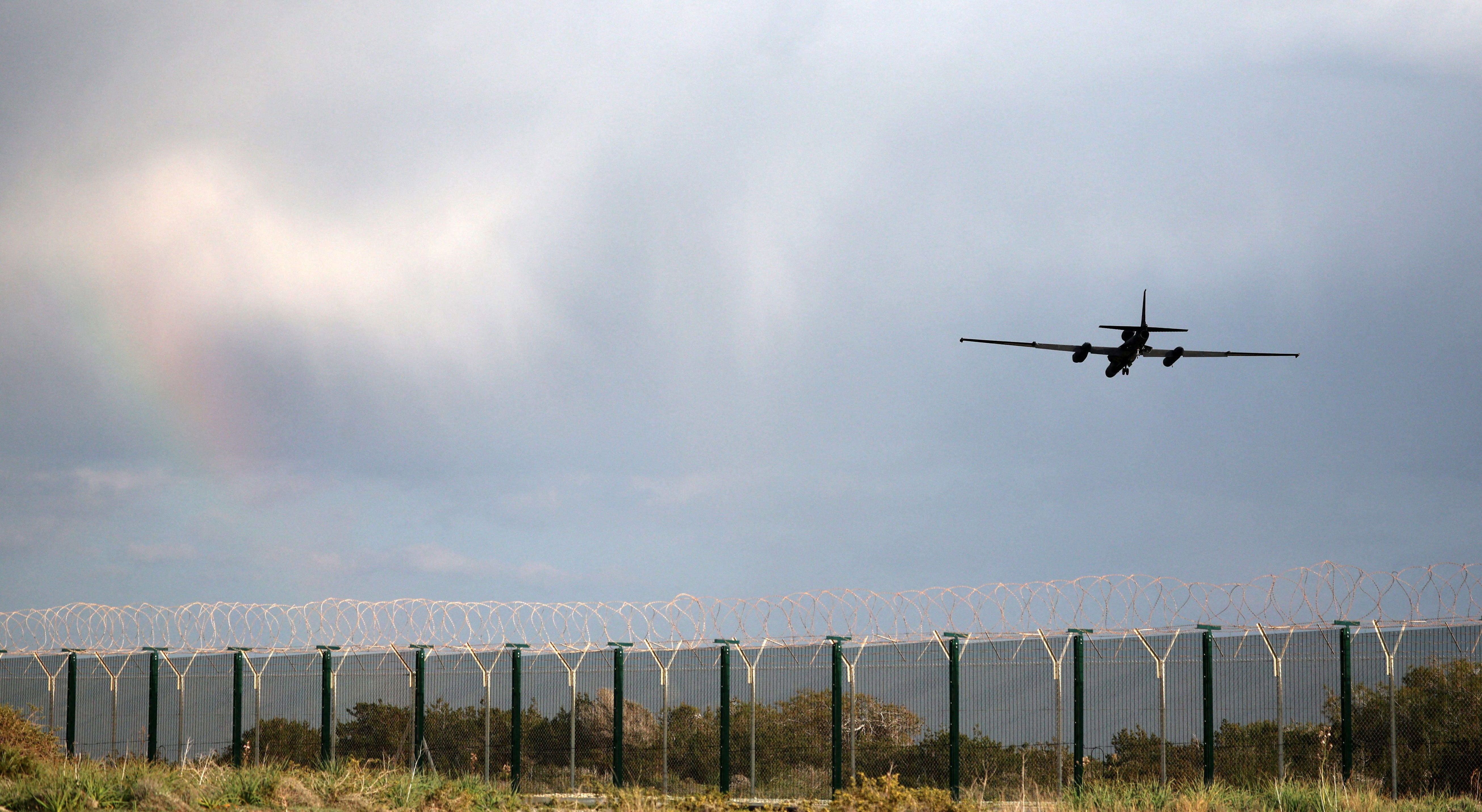 EUA começaram a usar bases militares britânicas para "operações defensivas" no Médio Oriente