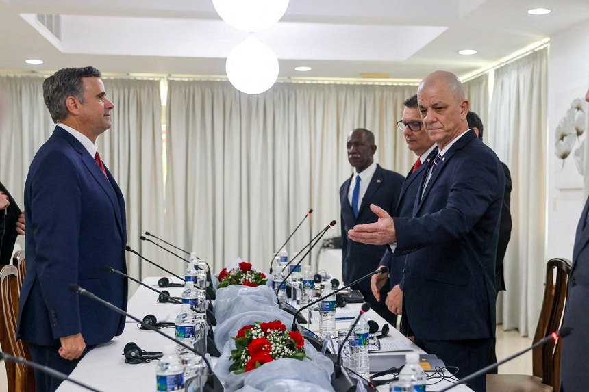 CIA confirma reunião do diretor com autoridades cubanas em Havana