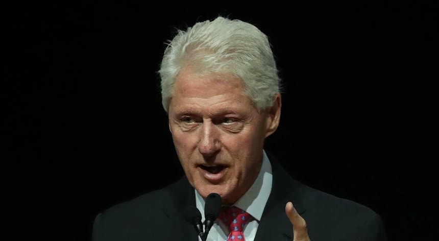 Uma infeção levou Bill Clinton para o hospital
