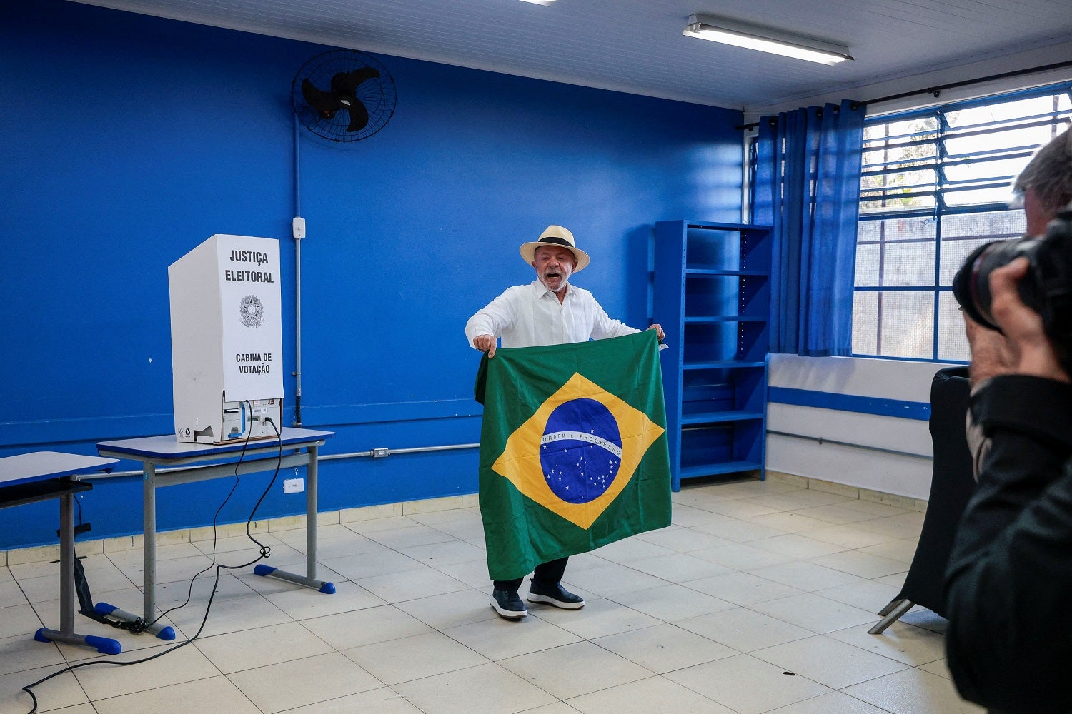 Lula da Silva garante que o que está em jogo "é a definição de um projeto" para o Brasil