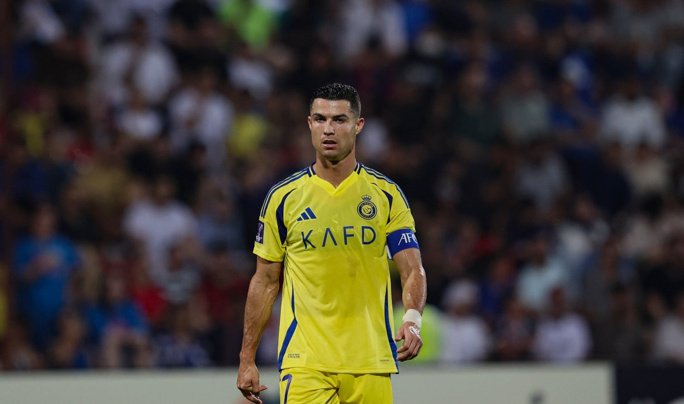 Al Nassr de Cristiano Ronaldo desperdiça duas vantagens e perde na liga saudita