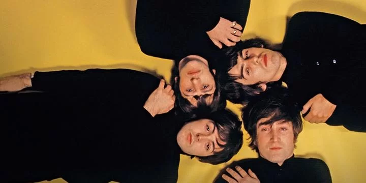 Cada músico dos Beatles terá o seu filme biográfico
