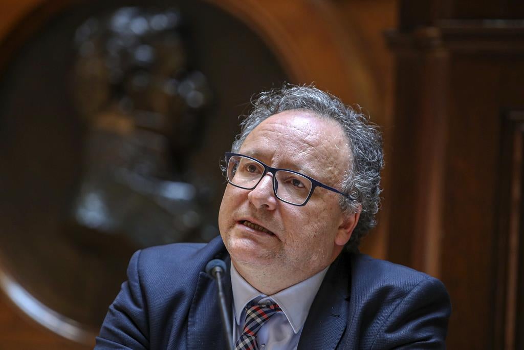 Autoridades portuguesas pediram levantamento de imunidade parlamentar de Francisco Assis